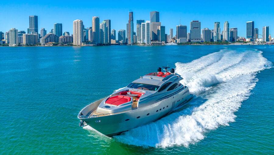 %MAlquiler de yates en Miami%
