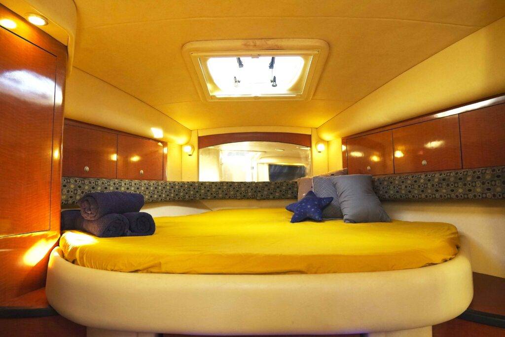 37ft Sea Ray Yacht Rental Miami ⛵ 7 %Miami Yacht Rentals%