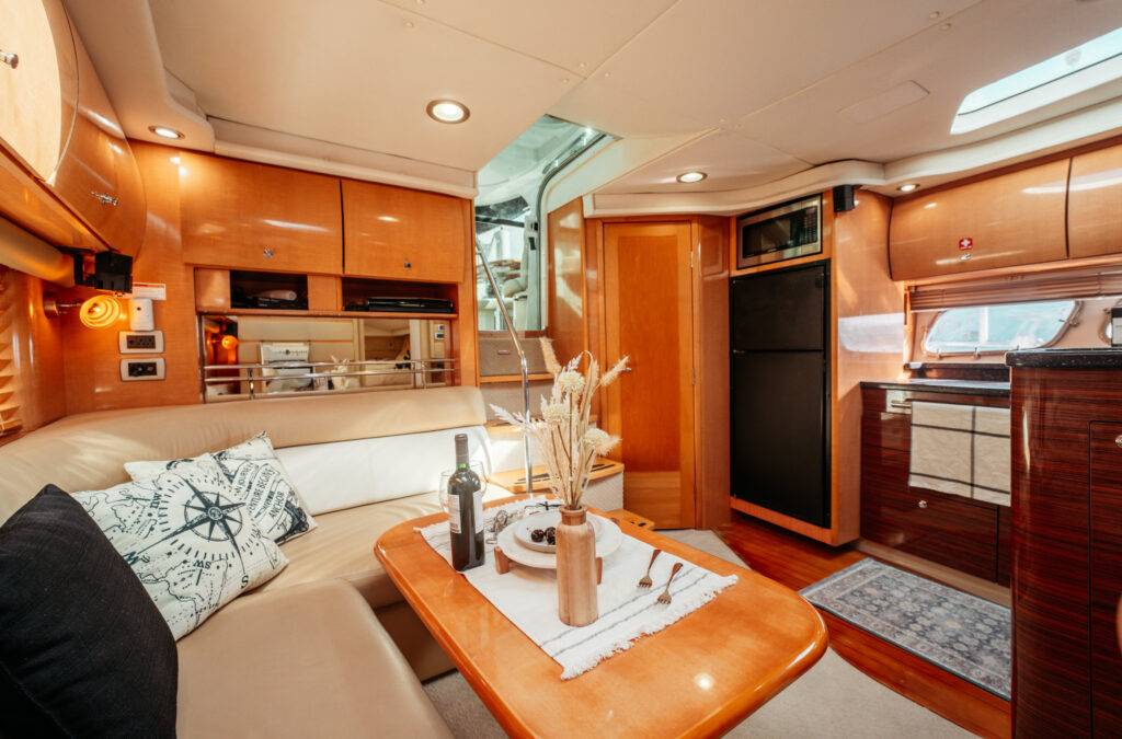 50ft Four Winns Yacht Rental Miami π | Exclusive Charter Adventure from $900 10 %Miami Yacht Rentals%