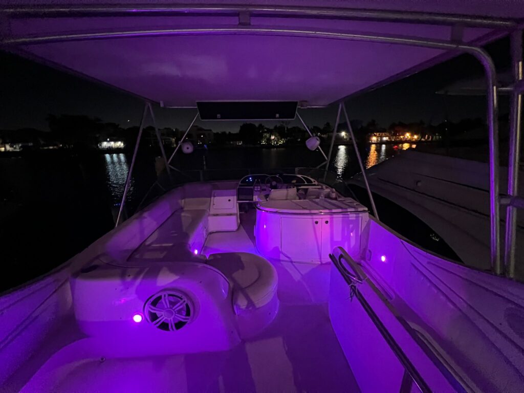 50ft Maxum Yacht Rental Miami π₯ | Exclusive Charter Adventure from $900 9 %Miami Yacht Rentals%