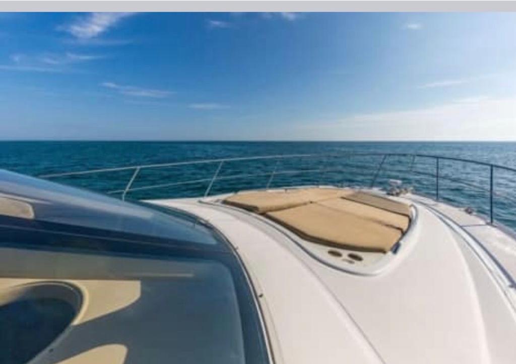 %Miami Yacht Rentals%