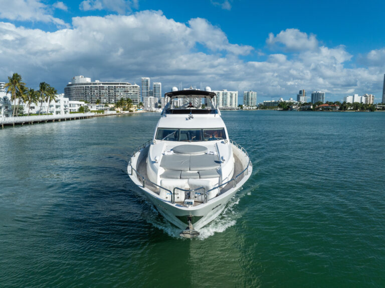 94ft Sunseeker – Luxury Yacht Charter Fontainebleau Marina, Miami Beach (6)